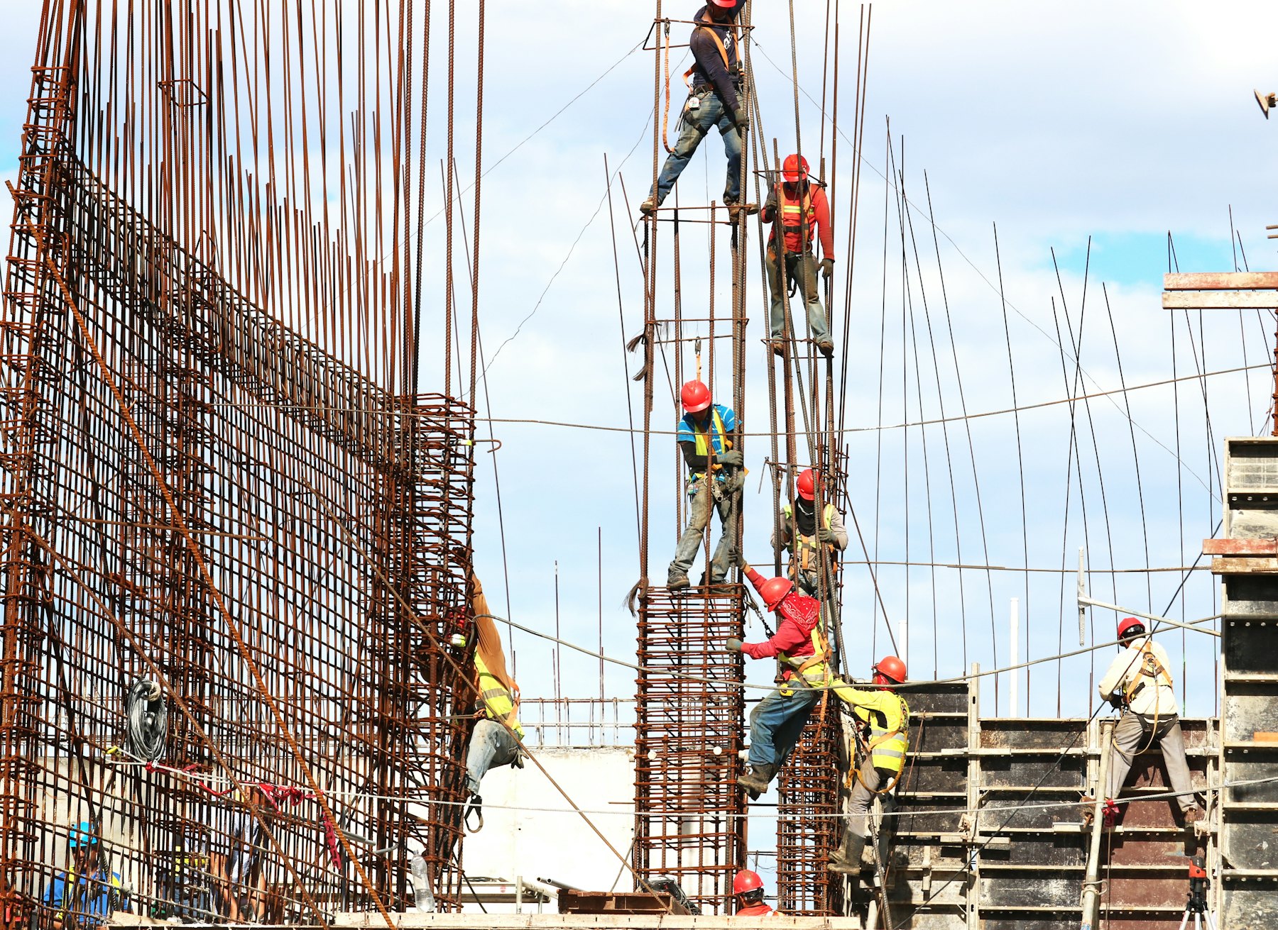 Betonarme donatı ve iskele çalışması